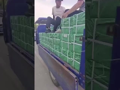 Władze włoskie, wielkość zapasów, cena fabryczna